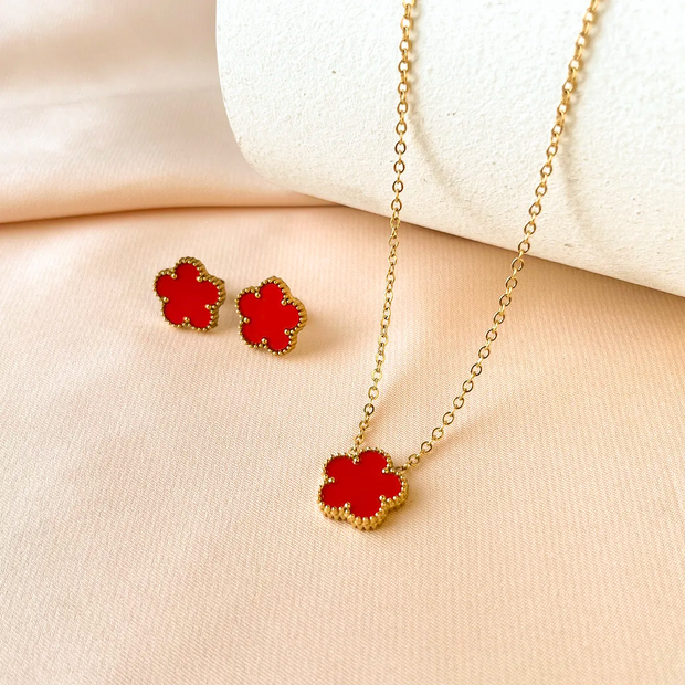 Five Scalp Flower Pendant Jewelry Set